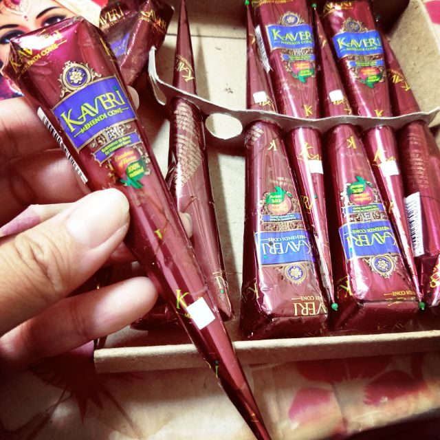 Mehndi henna 印度空運來台傳統彩繪指甲花顏料送繪圖本。