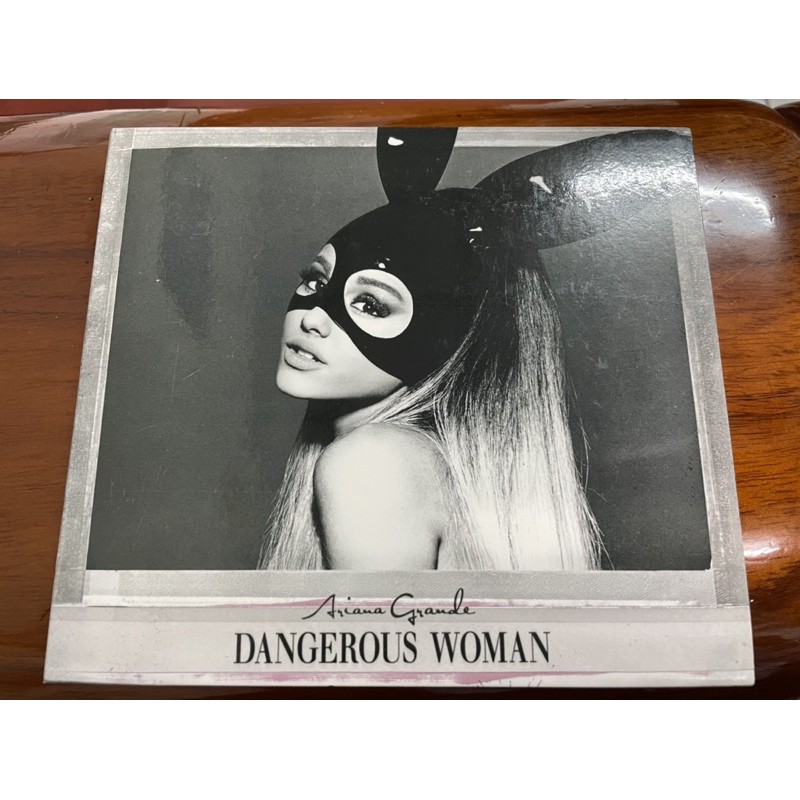 Ariana Grande DANGEROUS WOMAN 亞莉安娜 危險尤物 二手專輯