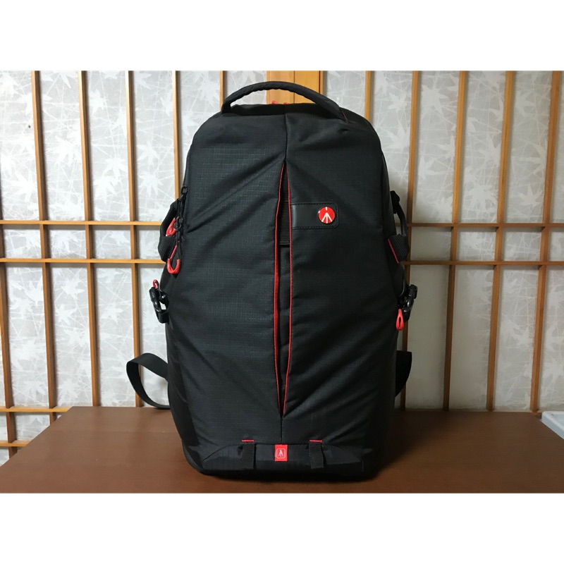 Manfrotto Mb Pl Bp R Redbee 210 旗艦級大紅蜂後開雙肩背包 二手美品 蝦皮購物