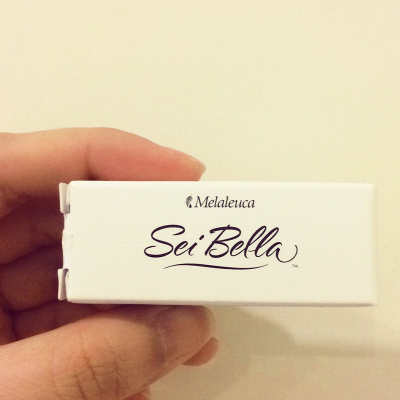 Sei Bella⭐️潤澤護色唇膏💄