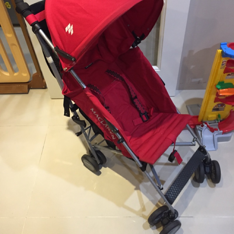 maclaren triumph red