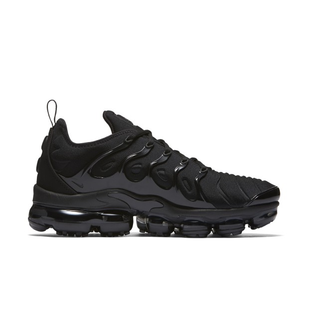 Nike Air VaporMax Plus Triple Black 