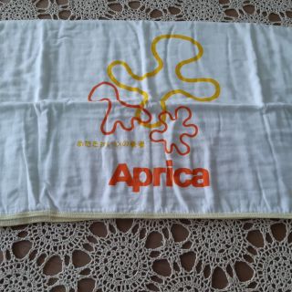 Aprica嬰兒包巾