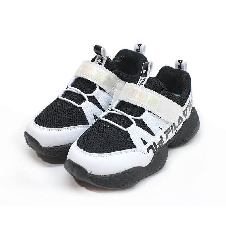 新品上架   FILA KIDS 兒童運動休閒彩光電燈鞋 ( 黑白 2J425U010)