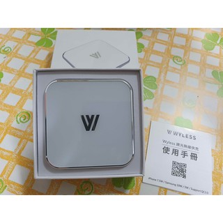 Wyless qi 10W 鏡光無線快充充電板(白)