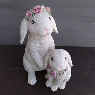 《齊洛瓦鄉村風雜貨》日本zakka雜貨 小白兔造型擺飾 可愛帶花圈造型兔兔裝飾２入一組 居家佈置 店家擺飾