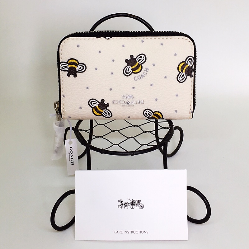 黛買黛購✈️ Coach 🇺🇸全新正品現貨 雙層隔間 蜜蜂 🐝 零錢包 證件 卡片 包