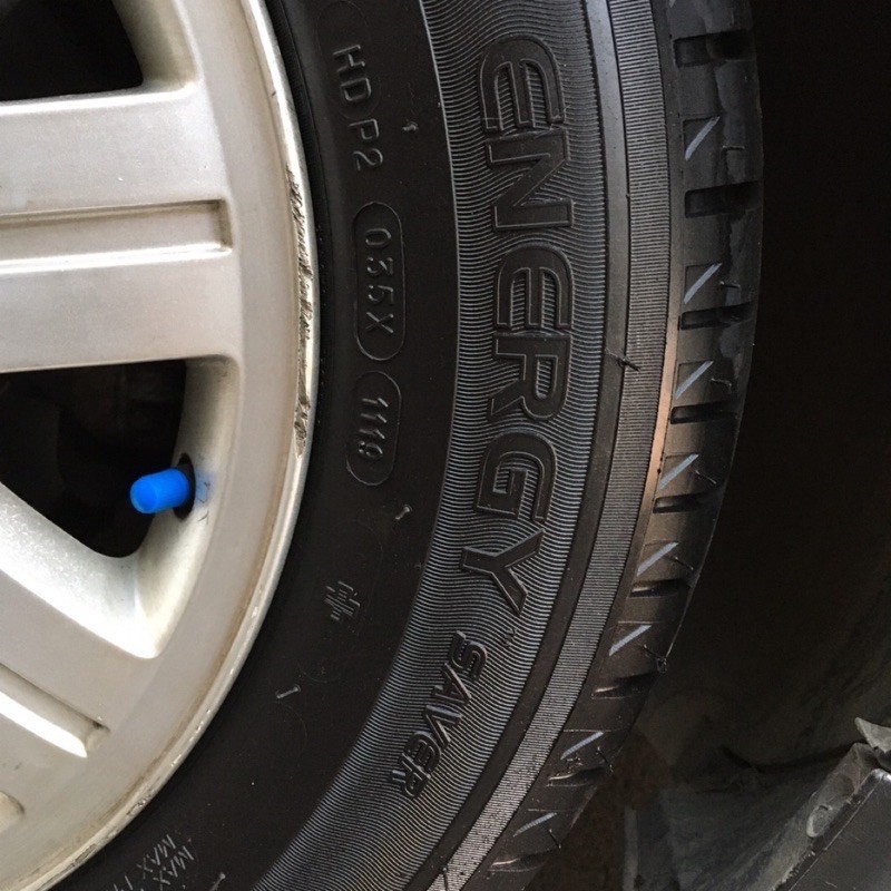 Michelin米其林輪胎Energy Saver 205 60 R15 (9.5成新/桃園自取）
