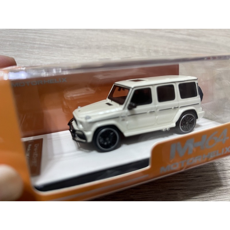 MotorHelix Mercedes-Benz AMG G63 白色 1/64 MH6401