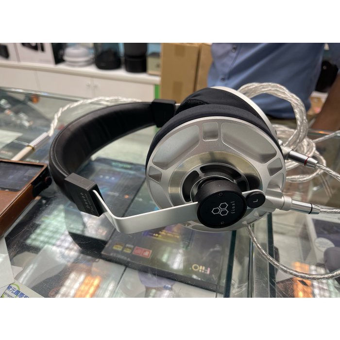 禾豐音響 2023小改款 Final D8000 Pro Edition 旗鑑耳罩式耳機 - 平面振膜 - 公司貨