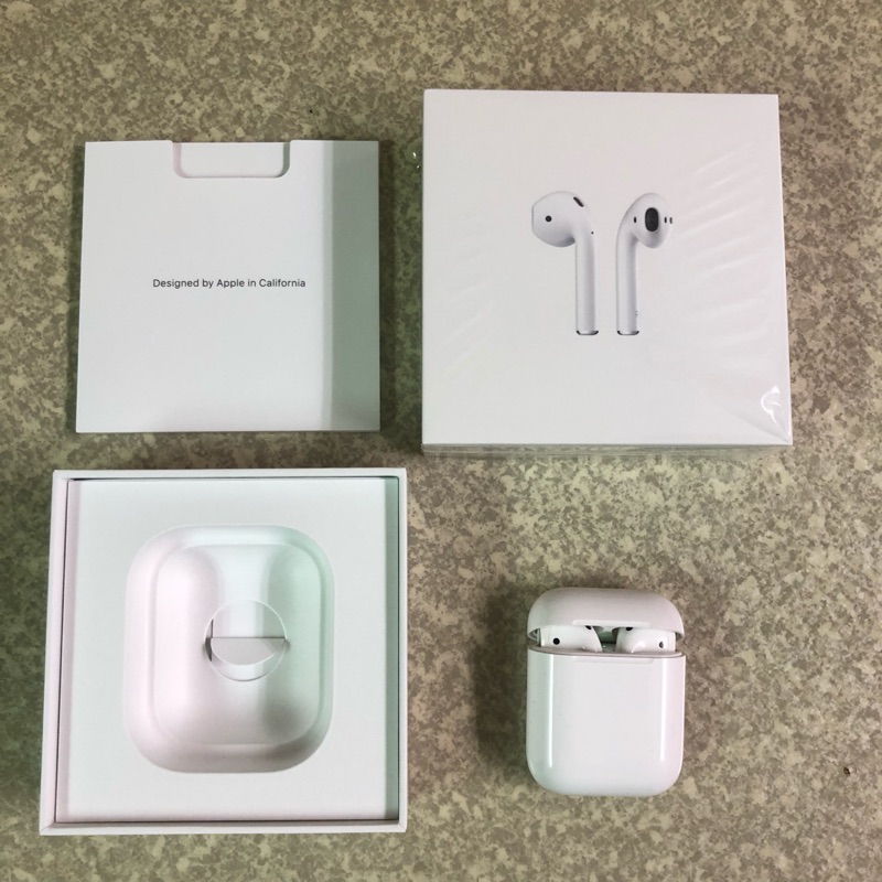 Apple 蘋果二手 無線藍芽耳機 AirPods 1代 外觀八成新 有些刮痕 絕對正版 現貨不用等 中華郵政寄出免運費