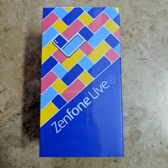 全新未拆 華碩 Zenfone Live L1 ZA550KL 金色