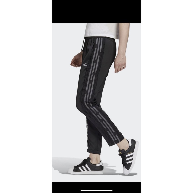 Adidas Sweat Pants 黑色運動褲窄版| 蝦皮購物