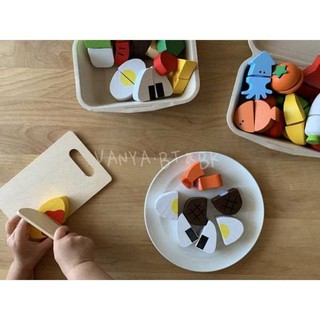 現貨* 🇯🇵日本 木製切切食材玩具 家家酒 木製玩具 扮家家酒 廚房玩具 魔鬼氈玩具 切切樂