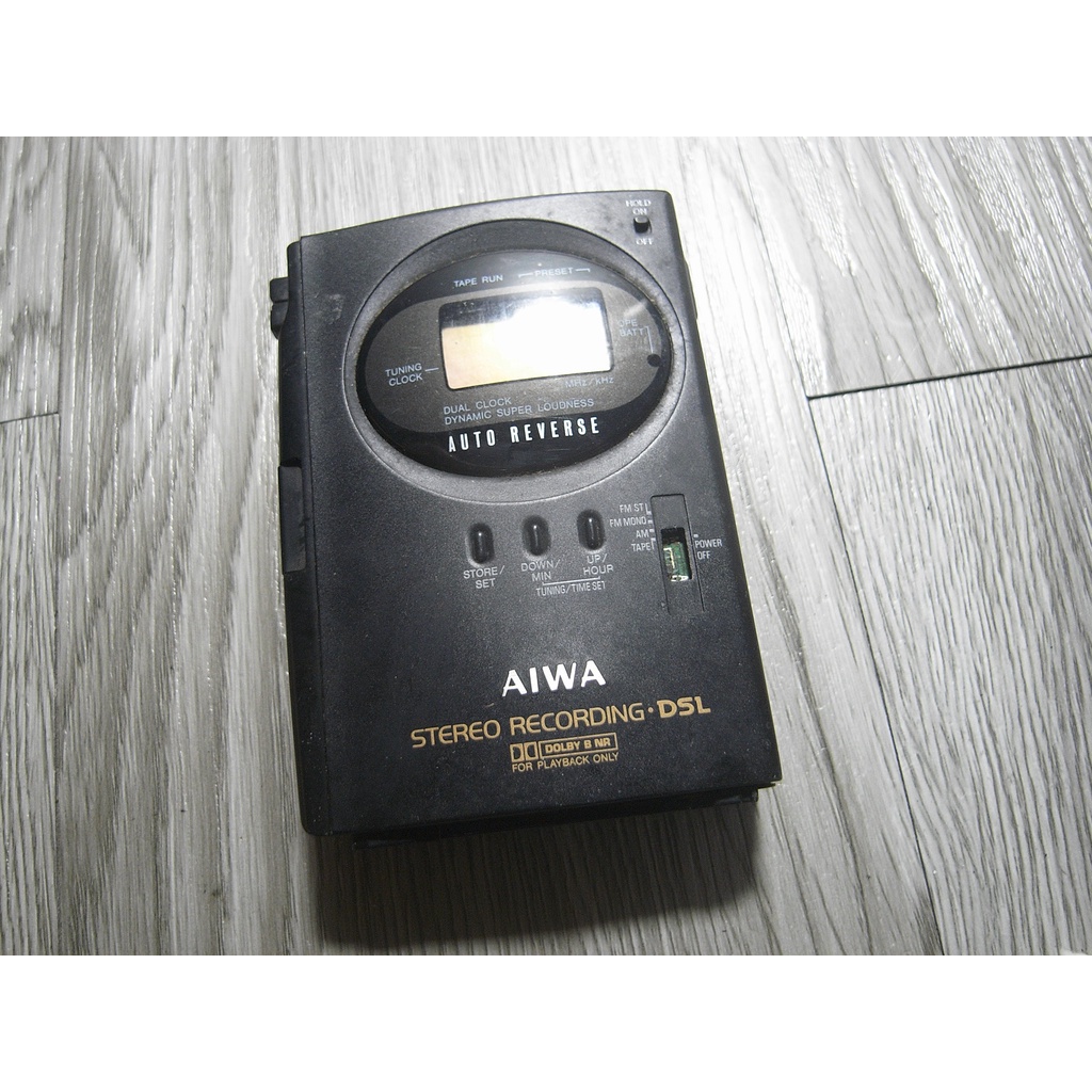 二手 早期 日本製 AIWA 愛華 HS-J303 經典磁帶 隨聲聽 收音機 收藏