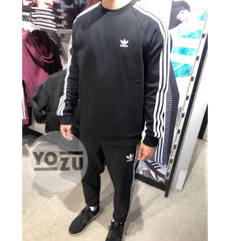 ⭐️YOZU ⭐️愛迪達adidas 男生大學T 三條線DV1555 | 蝦皮購物