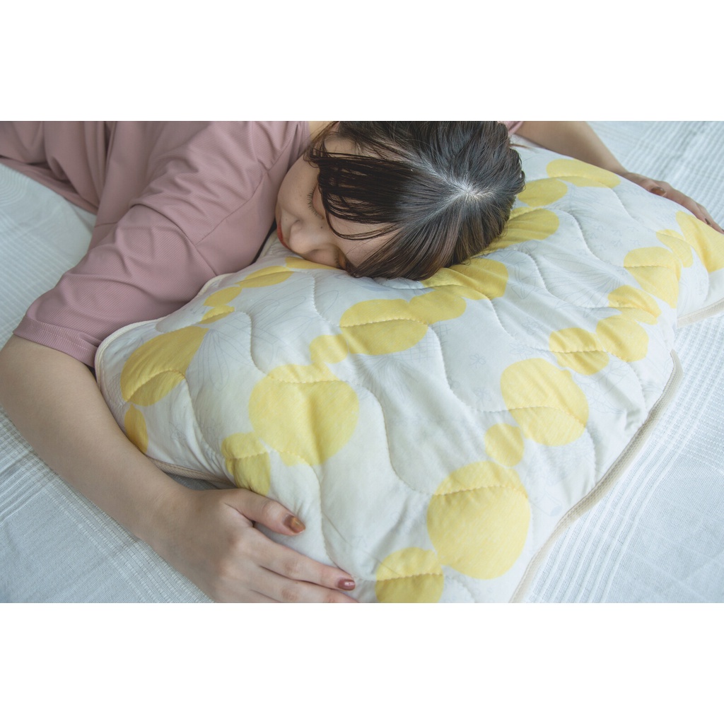 現貨 日本BISQUE 涼感枕頭套 降溫 枕頭套 黃色藍色 涼爽 涼感枕巾 枕套 枕巾 枕頭墊 冰涼墊 日本進口