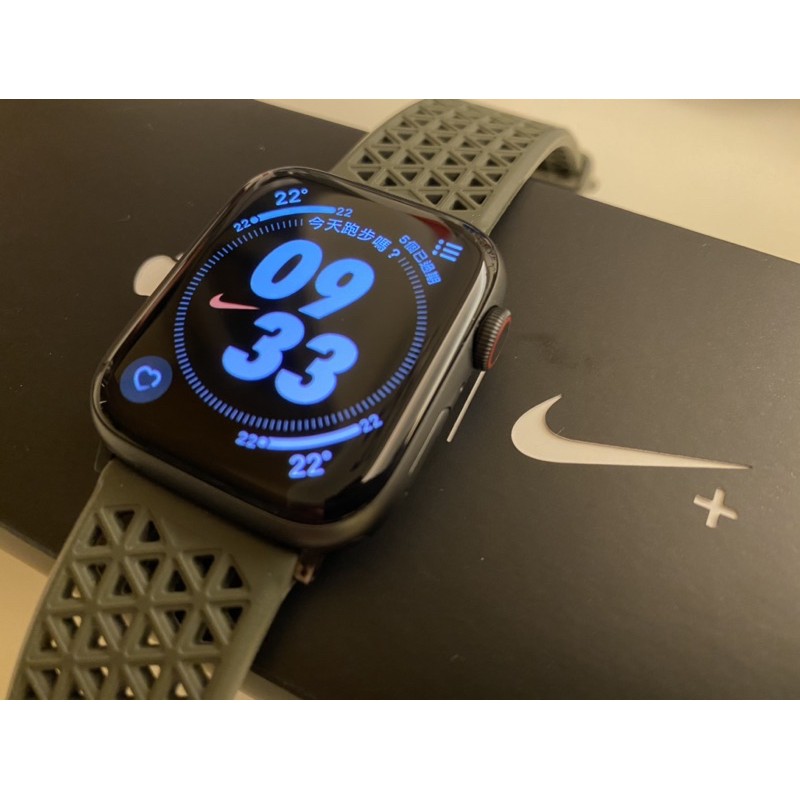 Apple Watch 4 NIKE 44mm LTE 極新/無傷