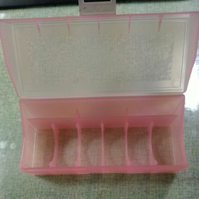 神奇寶貝tretta 卡盒 (粉紅色) 可放36枚 二手品約8成新 非官方正版