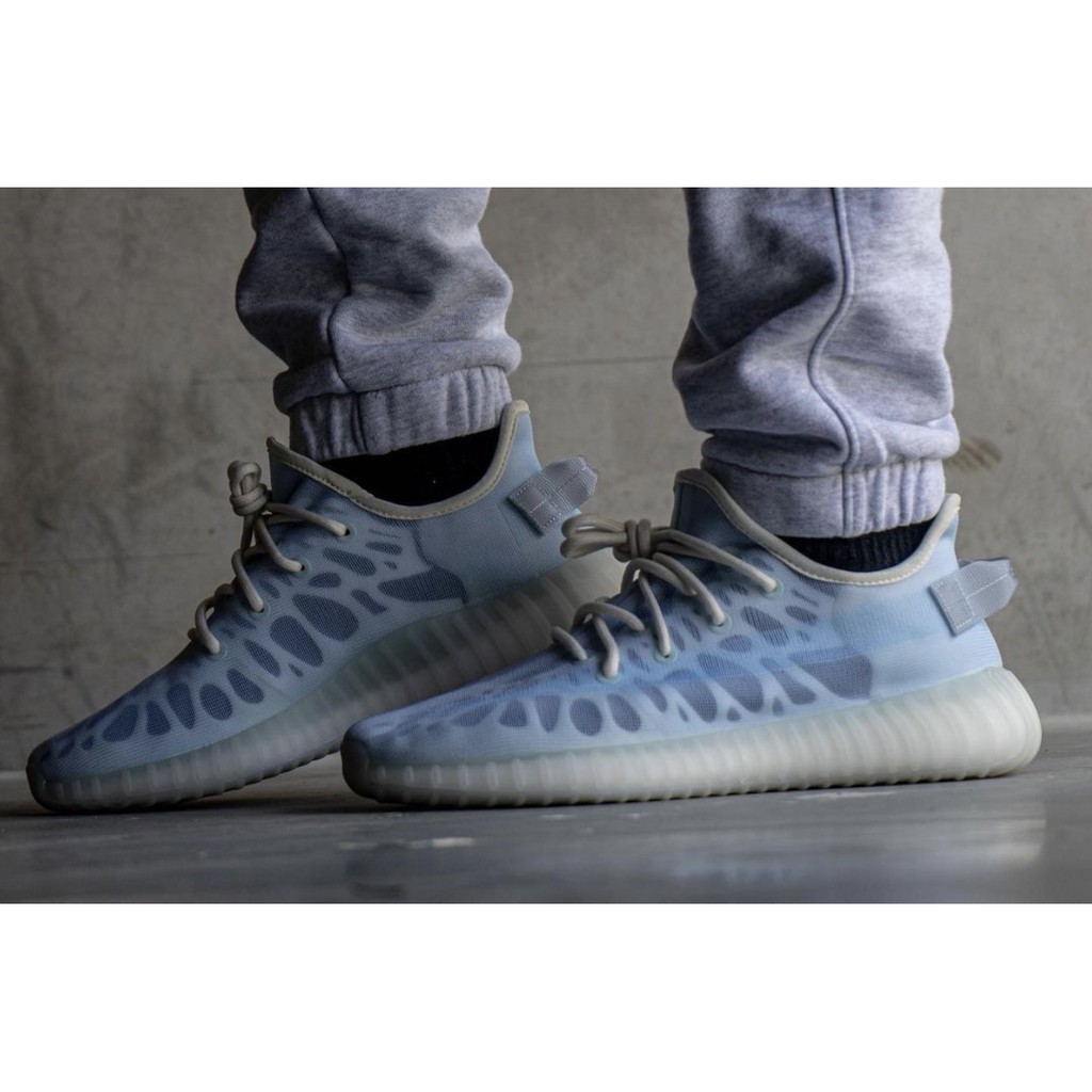 帝安諾- 實體店面 Adidas Yeezy Boost 350 V2 Mono Ice 椰子 冰藍 透明 GW2869