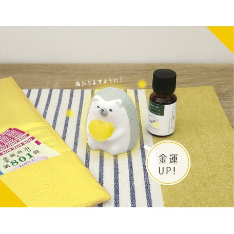 妞妞雜貨 現貨日本decole 動物刺蝟抱愛心金運財運小型陶瓷擴香石香氛石擺飾未附精油風水石 蝦皮購物