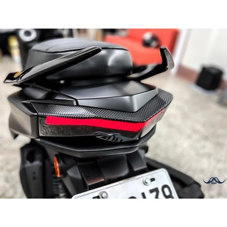 [老爸包膜店] Yamaha 勁戰四代 尾燈上蓋 卡夢專用膜 碳纖維 燈膜 改色 抗霧化 抗UV 改裝 黑化