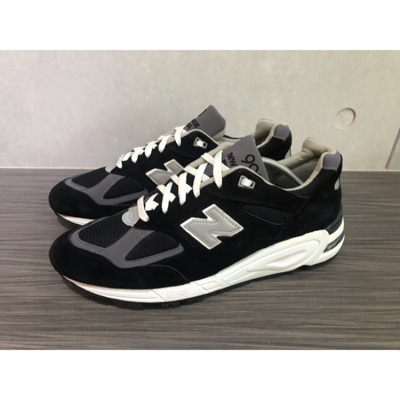 new balance 990bk2