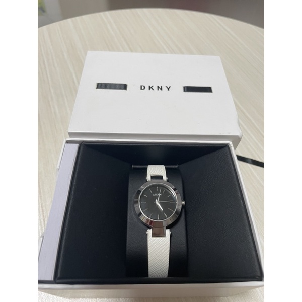 DKNY全新白色真皮手錶