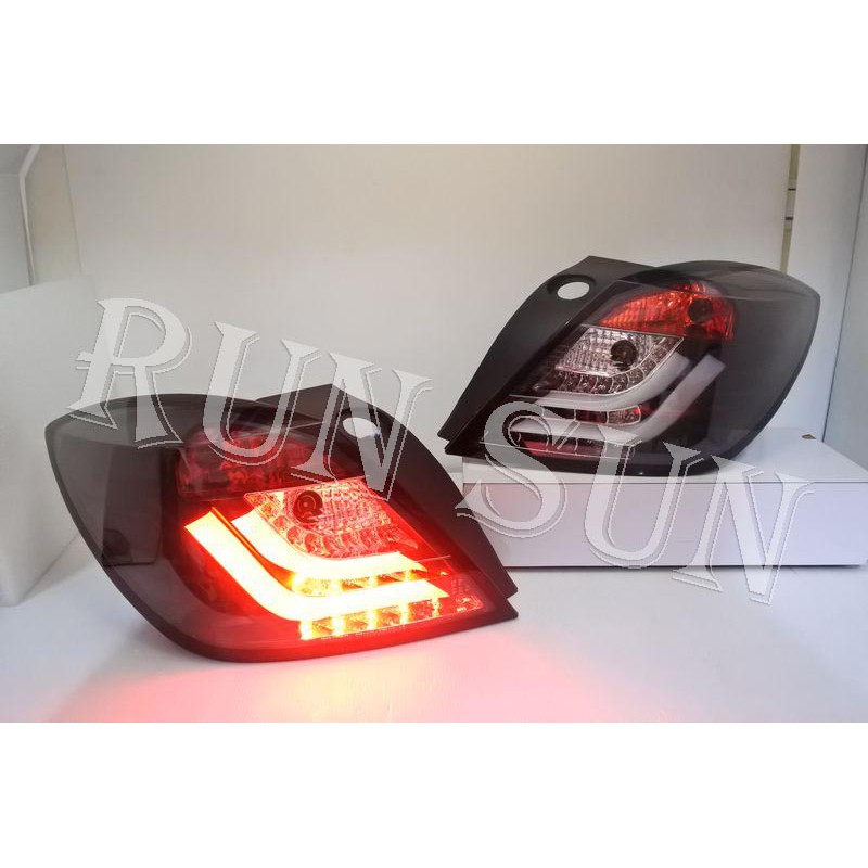 ●○RUN SUN 車燈,車材○● 全新 05 06 07 08 ASTRA H 3門 LED兩條光柱 黑底透明殼 尾燈