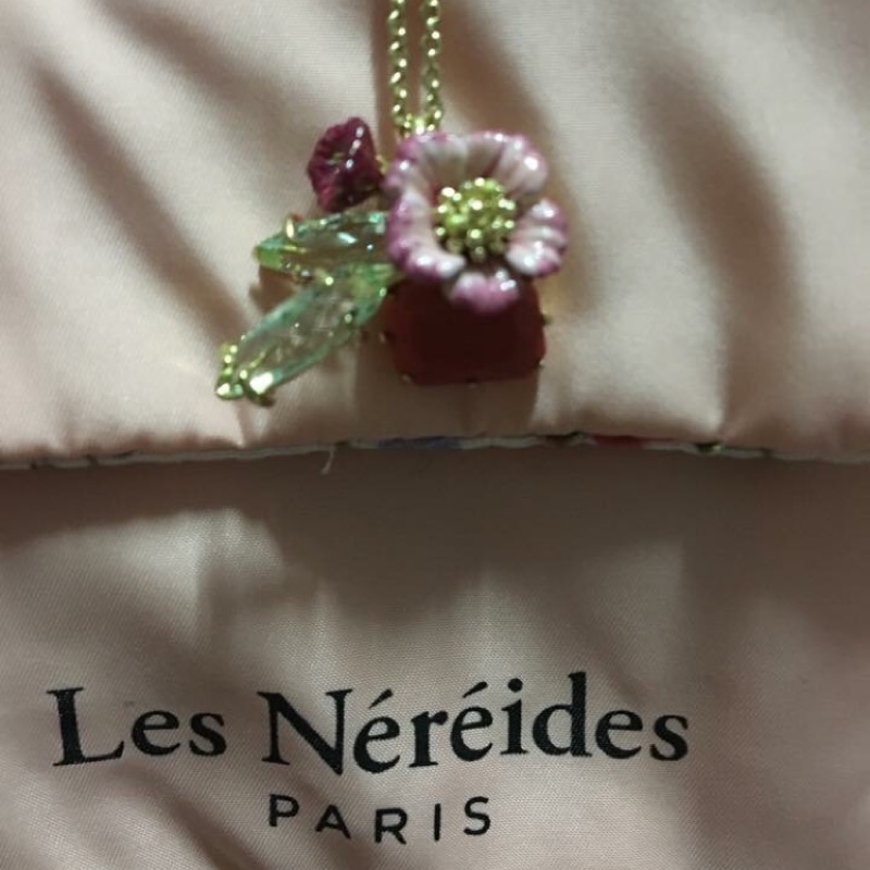 Les Nereides（蕾海娜）新款 花系列 鎖骨鍊