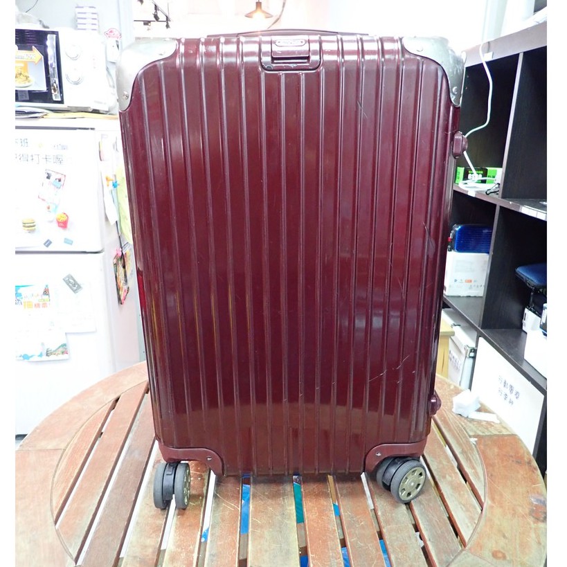 【二手】&lt;公司貨&gt; RIMOWA LIMBO 26吋 寶石紅 小型四輪旅行箱