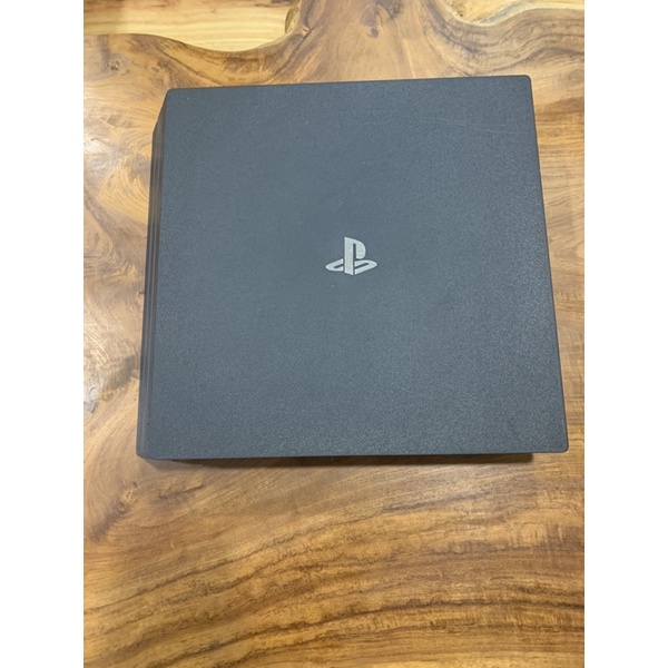 PS4 pro 1TB CUH-7218B 二手 主機