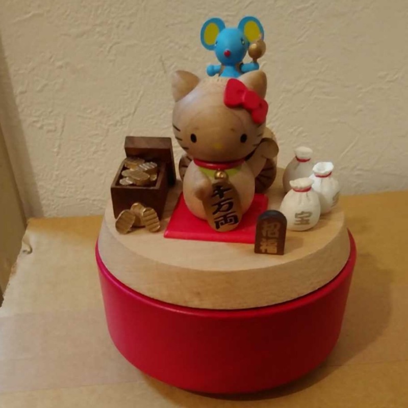全新 小樽音樂盒 Hello kitty 木製音樂鈴 招財貓