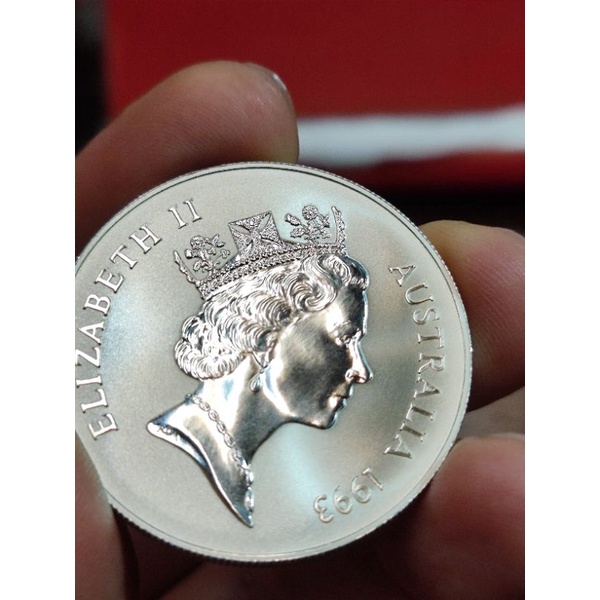 1993年女王頭像袋鼠999纯银纪念章 重31.73g