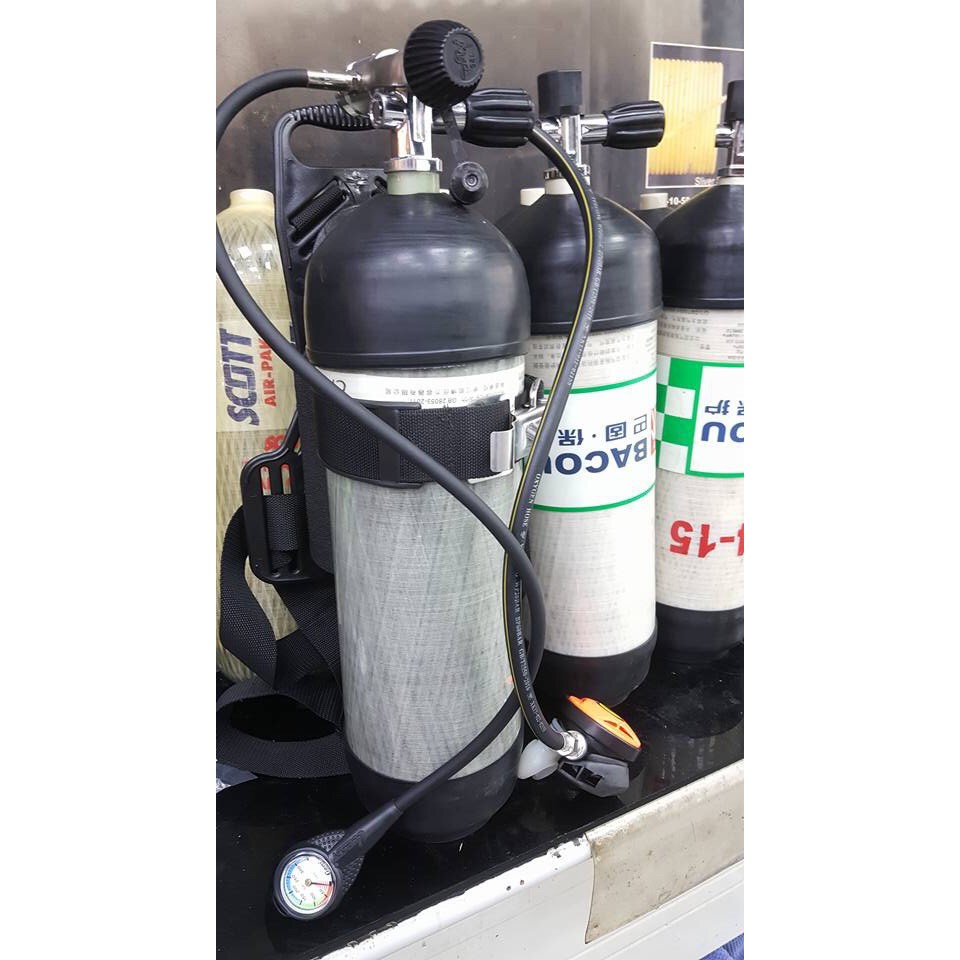 【潛水專用套裝組】 碳纖維氣瓶含氣瓶閥/一級頭/氣瓶背架/呼吸器/壓力閥