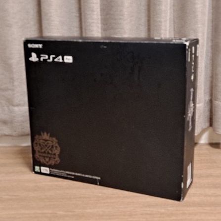 PS4 PRO 王國之心特仕版 7218B 主機組