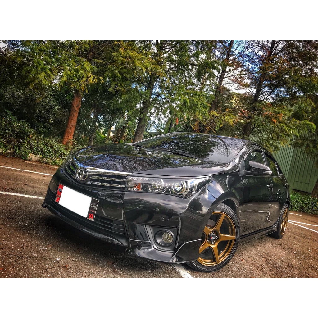 2014 Toyota Altis Z   FB搜尋 : 『凱の中古車-Dream Garage』