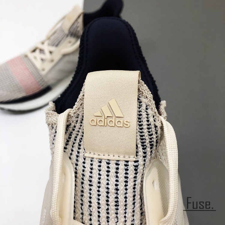 ultra boost t19