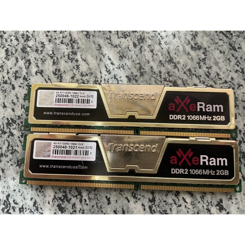 兩隻 創見 axeRam DDR2 1066 2G