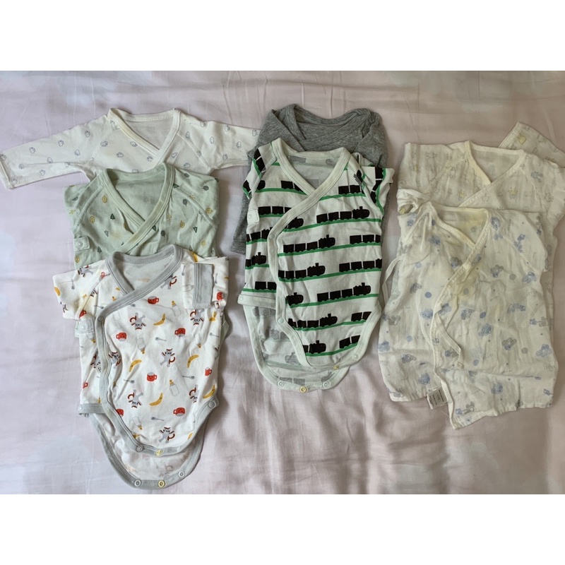 （二手）新生兒麗嬰房Uniqlo 紗布衣 包屁衣合售（0-3月）