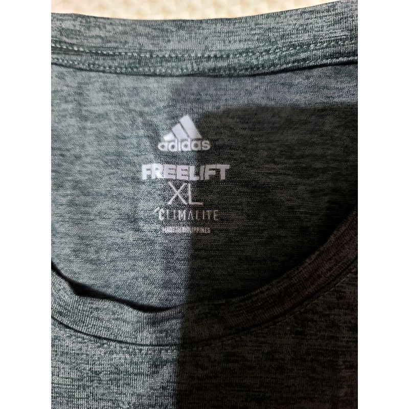 專櫃正品adidas 愛迪達灰色freelift 短袖上衣健身吸濕排汗運動 蝦皮購物
