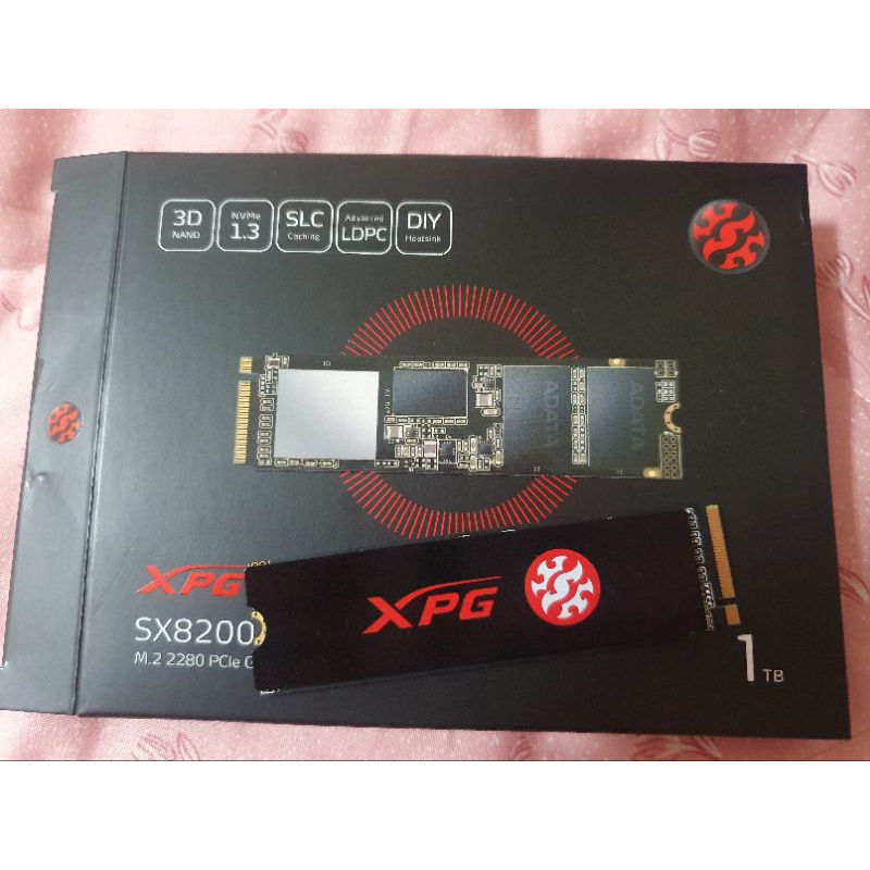 已拆封未使用 ADATA 威剛 XPG SX8200 PRO 1TB M.2 PCIe SSD固態硬碟《附散熱片》
