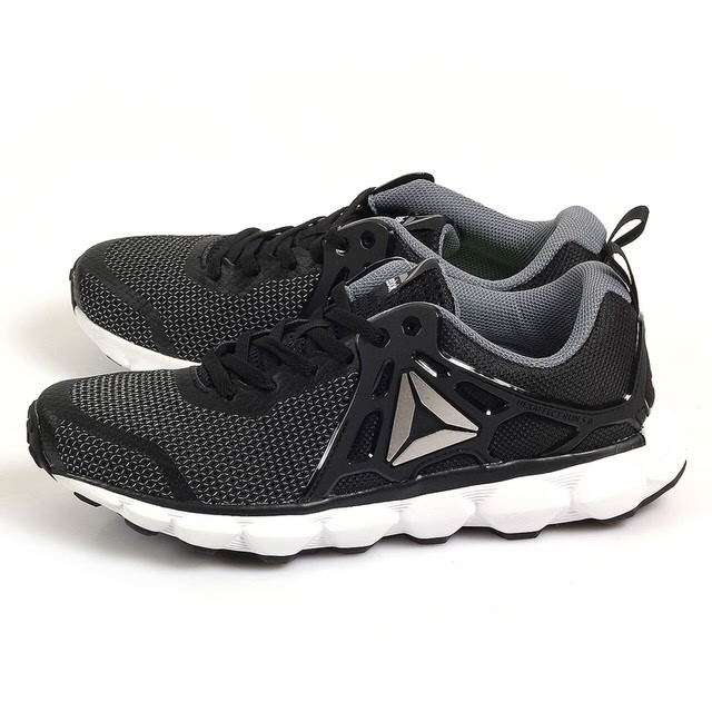 二手][9成新][免運] Reebok 黑色運動鞋慢跑鞋跑鞋訓練鞋球鞋休閒鞋出清BD4704 | 蝦皮購物