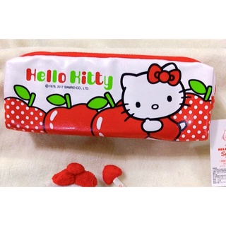 Hello Kitty雙層雙拉鏈皮質筆袋（市價$180）