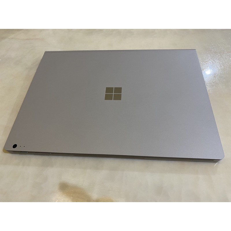 二手Microsoft surface book 2 i5/256GB SSD