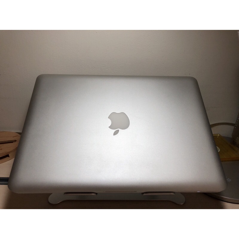 🍎蘋果電腦二手隨便買 💻Apple MacBook Pro 13” 2011末 (歡迎私訊詢問）