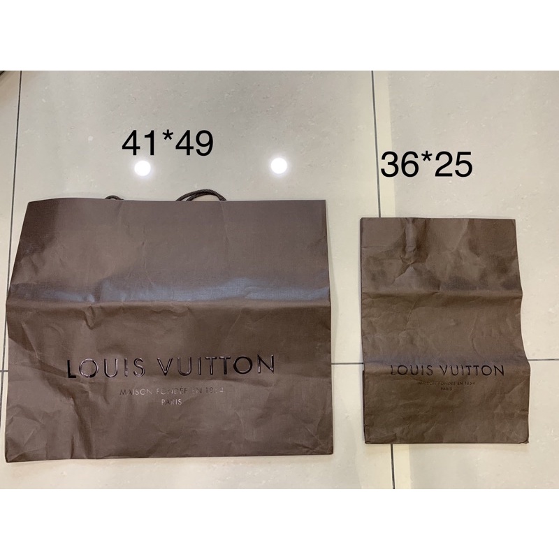 現貨 專櫃正品LV (Louis Vuitton)二手紙袋  買大送小