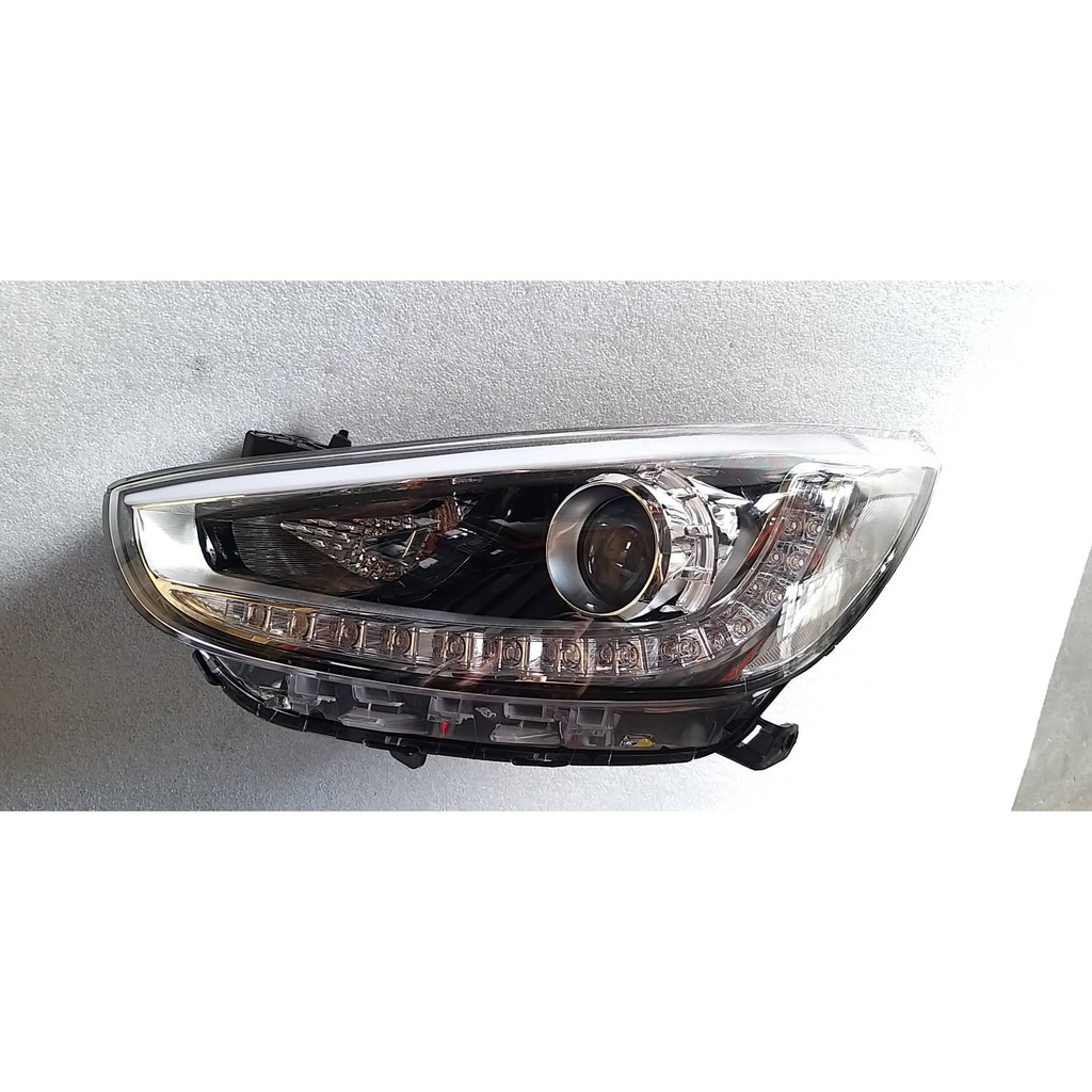 正廠現代verna大燈魚眼空件左邊 蝦皮購物