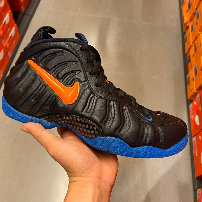 Nike Air Foamposite Pro Metallic Silver Crimson Release ...