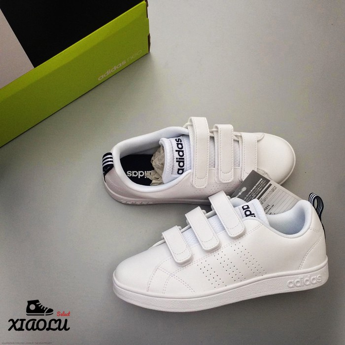 【XIAOLU】日本限定 ADIDAS NEO VALCLEAN2 CMF 白藍配色 魔鬼氈 AW5211 男女